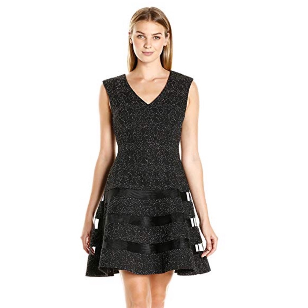 AIDAN MATTOX STRETCH KNIT FIT FLAIRE V NECK DRESS